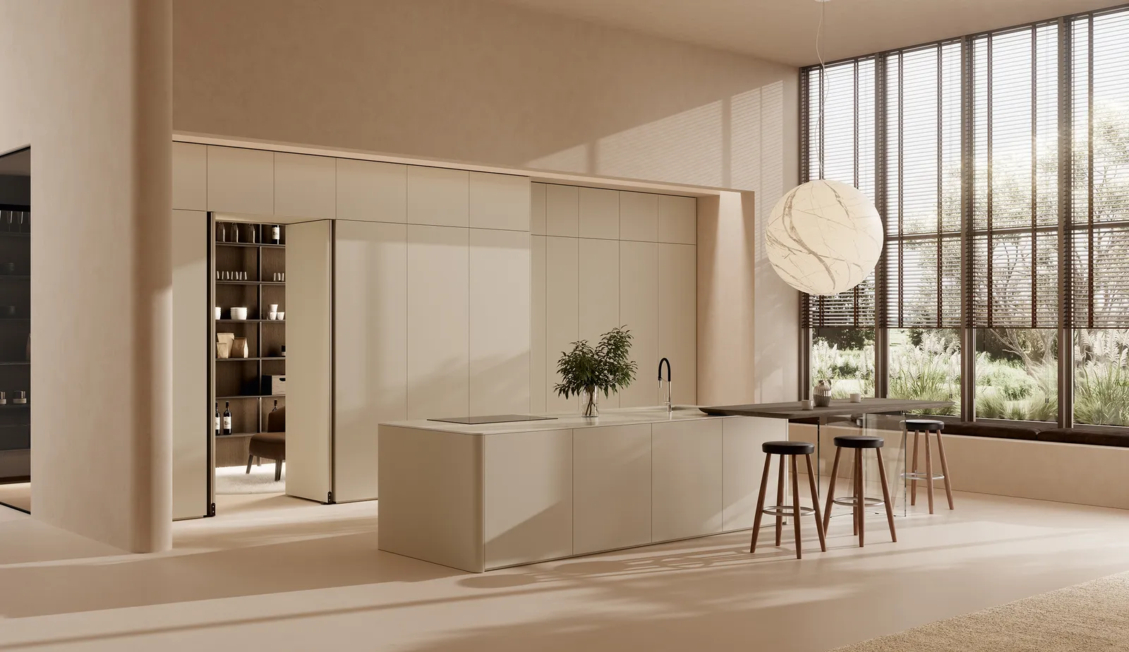 Landhausküche in Creme mit Arbeitsplatte aus Granit von Ernestomeda