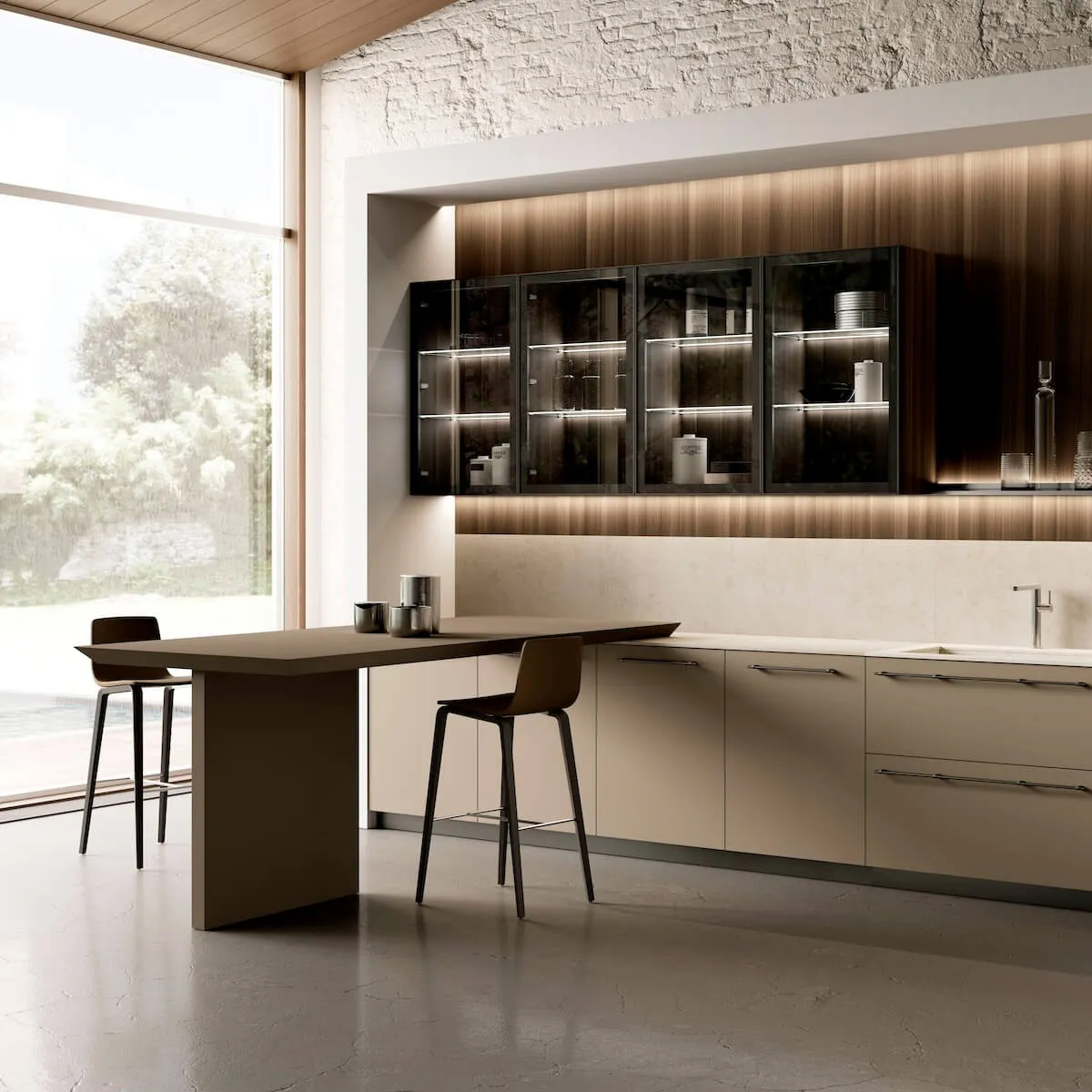 Klassische Küche in Beige matt mit Graubraun, Arbeitsplatte aus Marmor Calacatta Gold 20mm von Febal