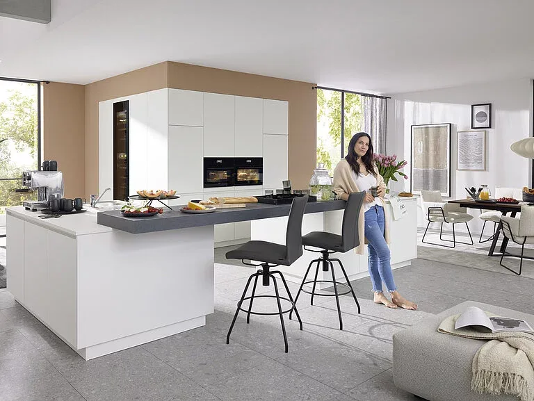 Musterring Cerina MR 220 – Grifflose Designküche Anthrazit – Weiß