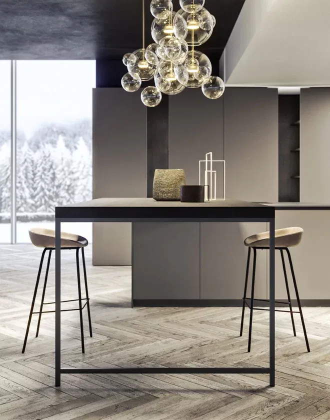 Skandinavische Küche in Grau matt mit Arbeitsplatte aus Eiche massiv geölt 40mm von Pedini