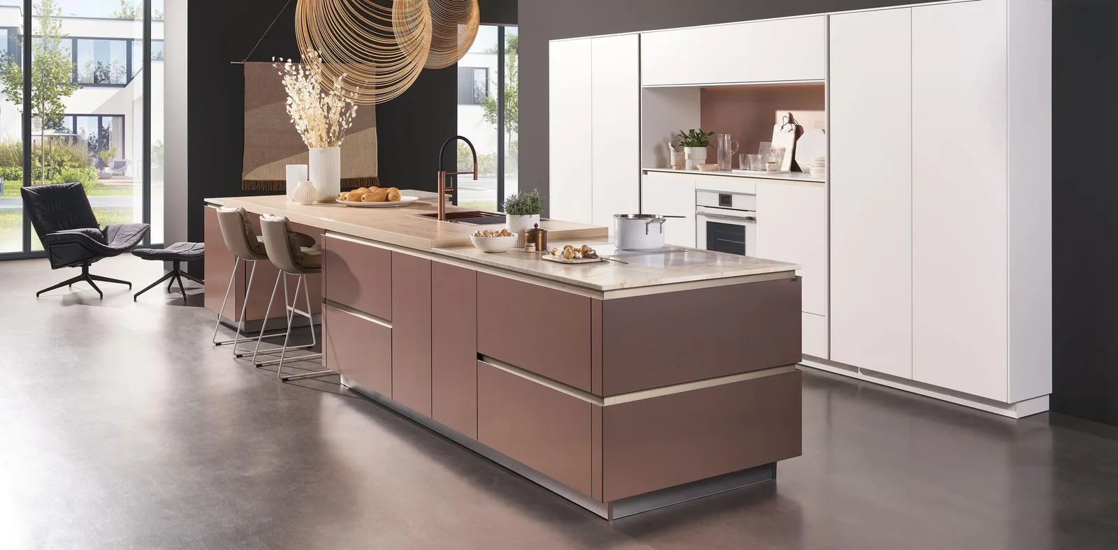 rational VISION Dunkelgrau Matt – Graphit mit Holz und Gold-Akzenten