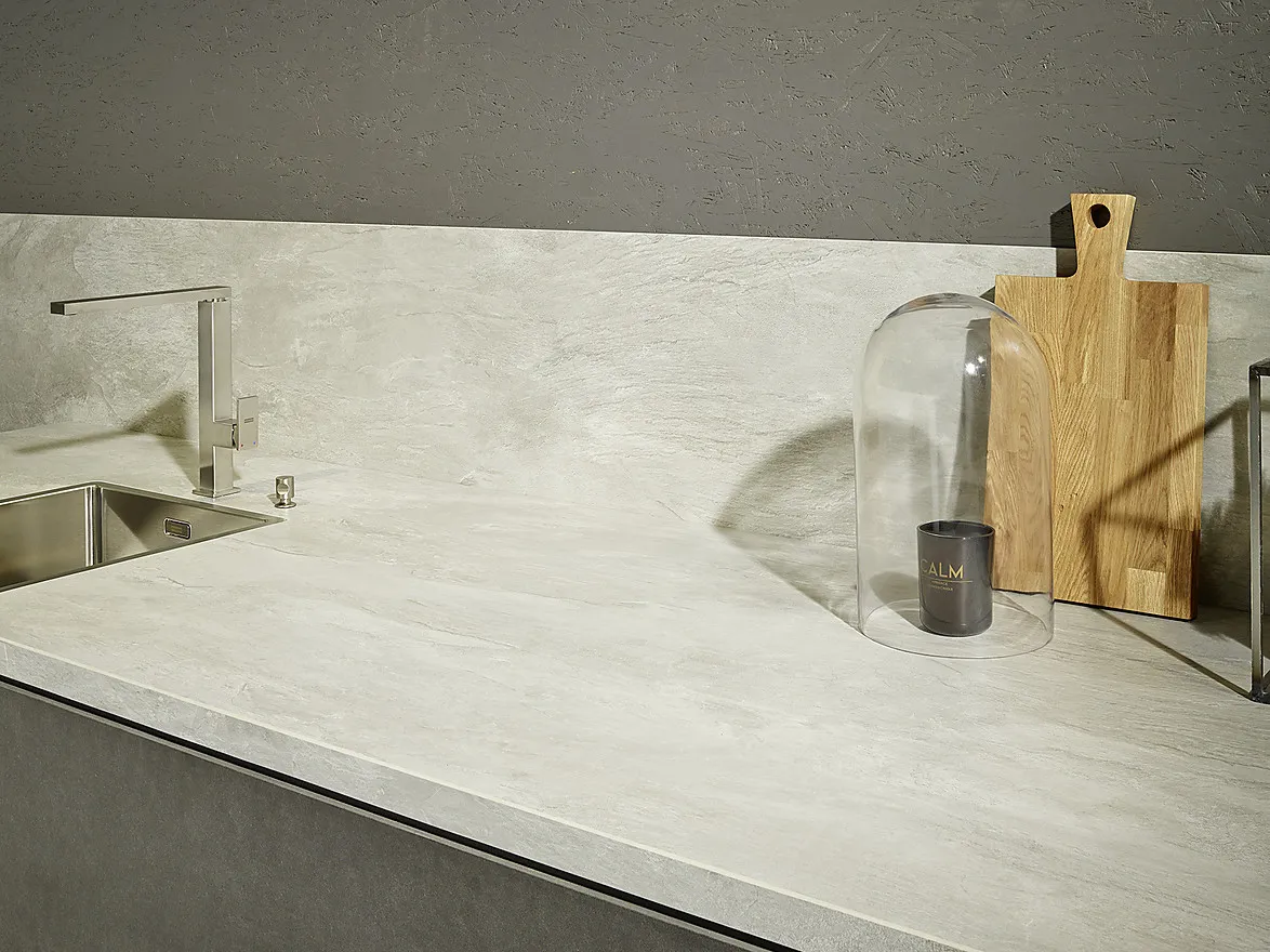 Keramik-Arbeitsplatten Designs: Optik und Formate — Keramik-Arbeitsplatte